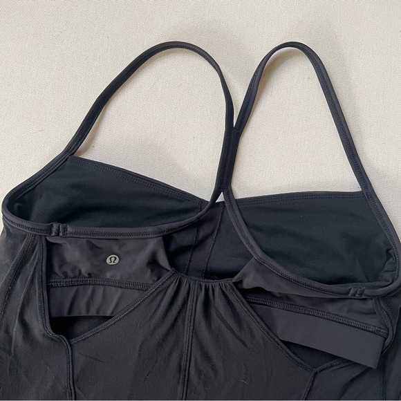Lululemon Roll Out Tank with Bra Black Women's Size 8 - Picture 8 of 10